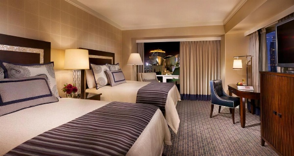 Omni Los Angeles Hotel At California Plaza image 1